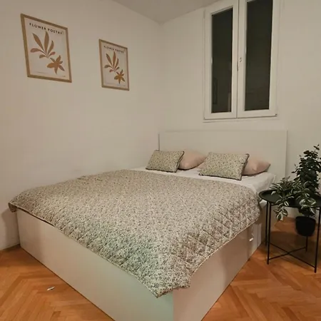 Pavle Apartamento Makarska